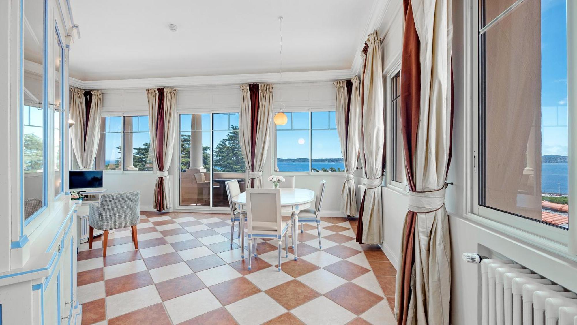Residence Les Tourelles Sainte-Maxime Exterior foto