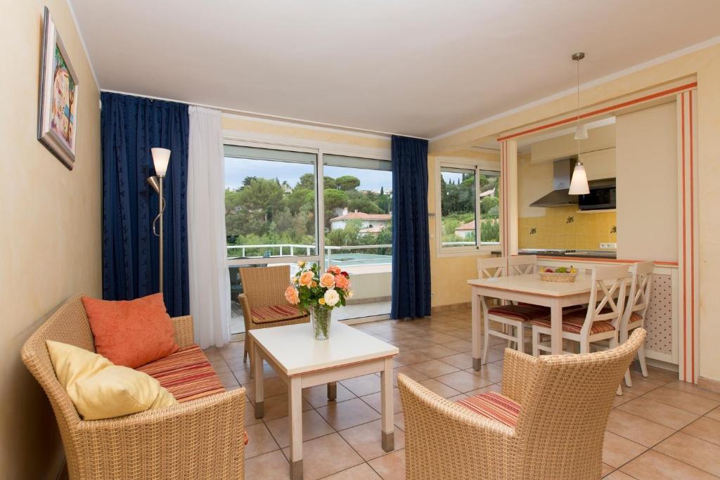 Residence Les Tourelles Sainte-Maxime Quarto foto